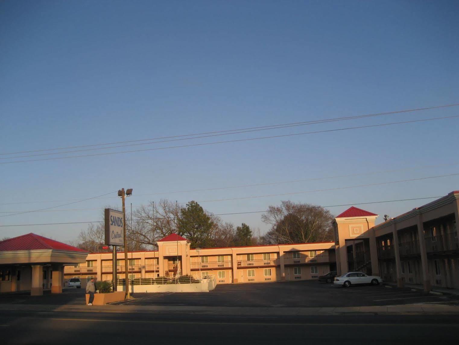 Sands Central Inn Hot Springs Exteriör bild